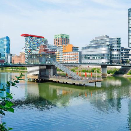 Innside By Melia Duesseldorf Seestern Eksteriør bilde
