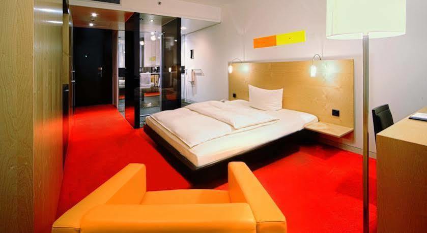 Innside By Melia Duesseldorf Seestern Eksteriør bilde